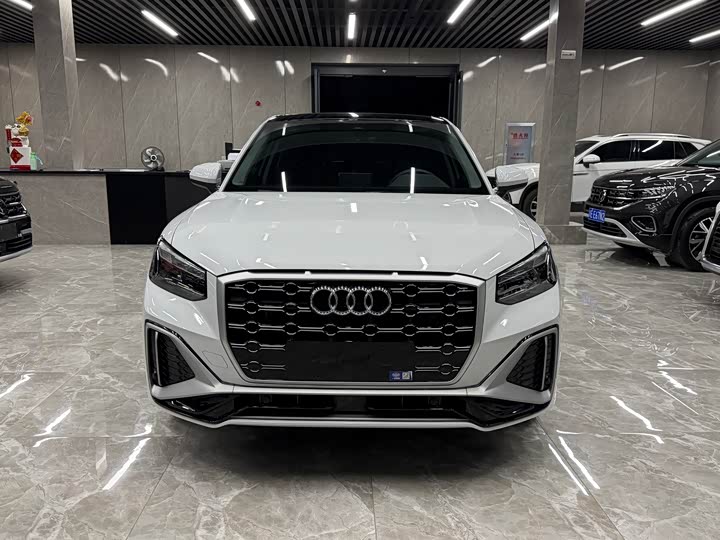 Audi Q2L, 2022 — фото 2 из 9