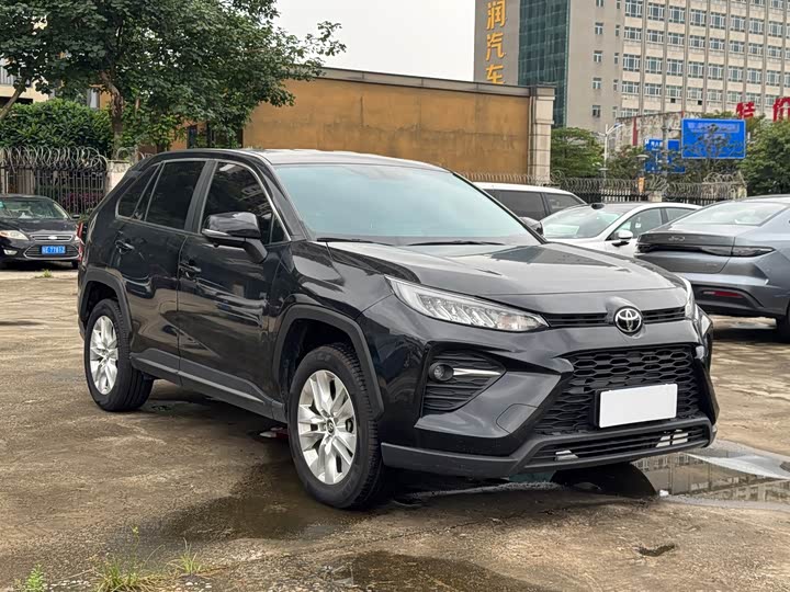 Toyota Wildlander, 2022 — фото 3 из 9