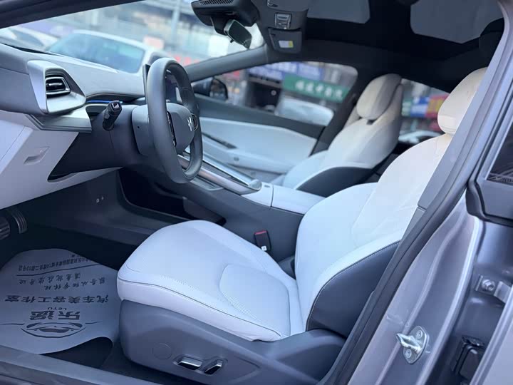 BAIC Arcfox Alpha S5, 2024 — фото 7 из 9