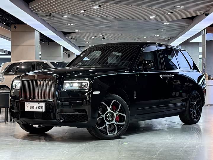 Rolls-Royce Cullinan, 2023 — купить в Курске под ключ