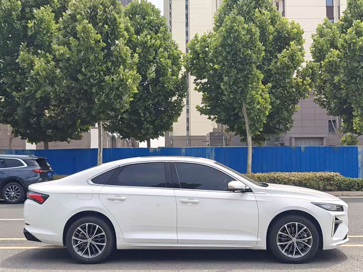 Geely Preface L, 2025 — фото 4 из 9