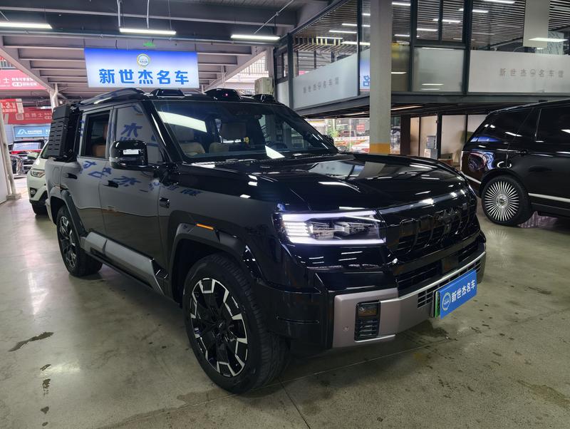 BYD FangChengBao Leopard 8, 2025 — фото 3 из 12