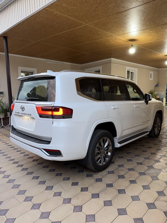 Toyota Land Cruiser, 2026 — фото 6 из 12