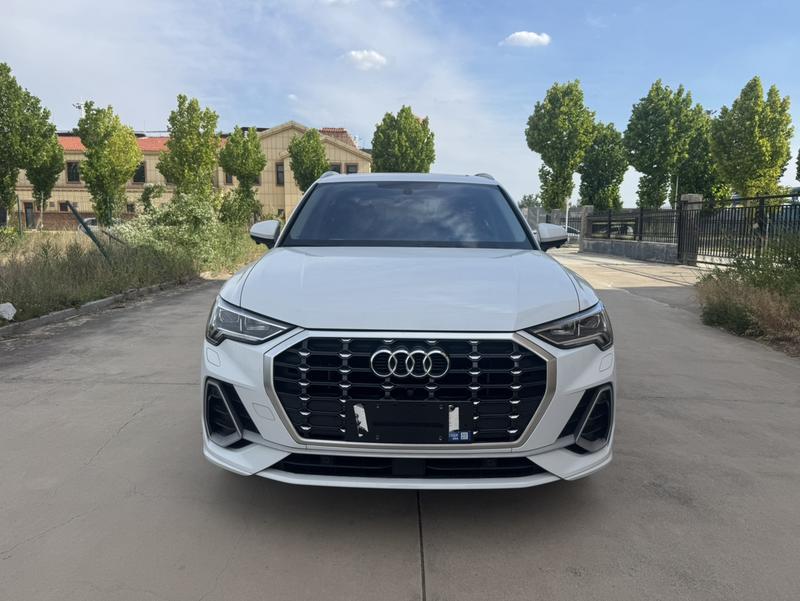 Audi Q3, 2022 — фото 2 из 12