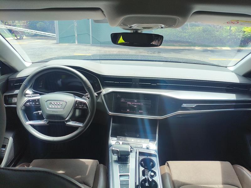 Audi A7L, 2023 — фото 10 из 12