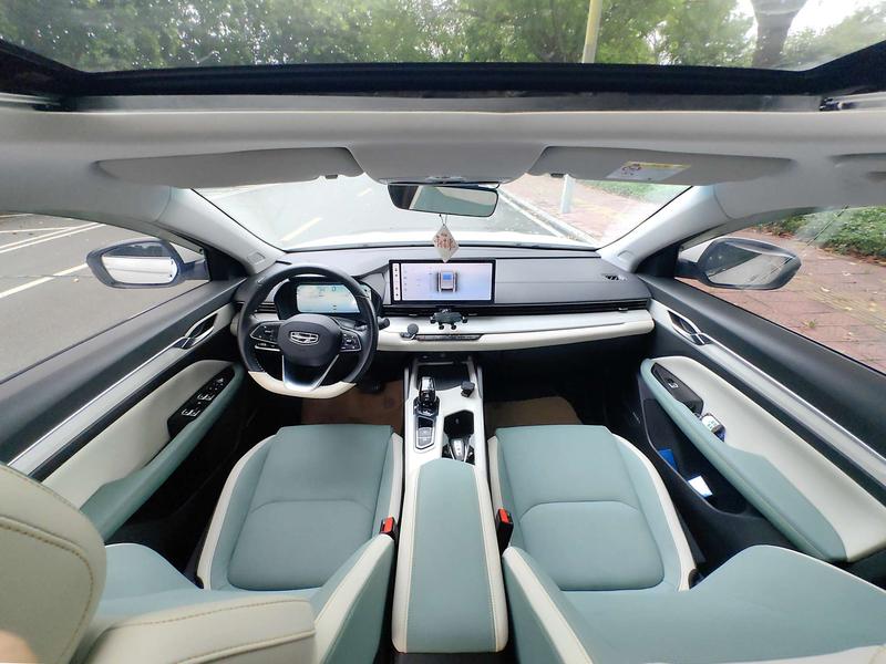 Geely Emgrand L Hi·P Hybrid, 2023 — фото 7 из 10