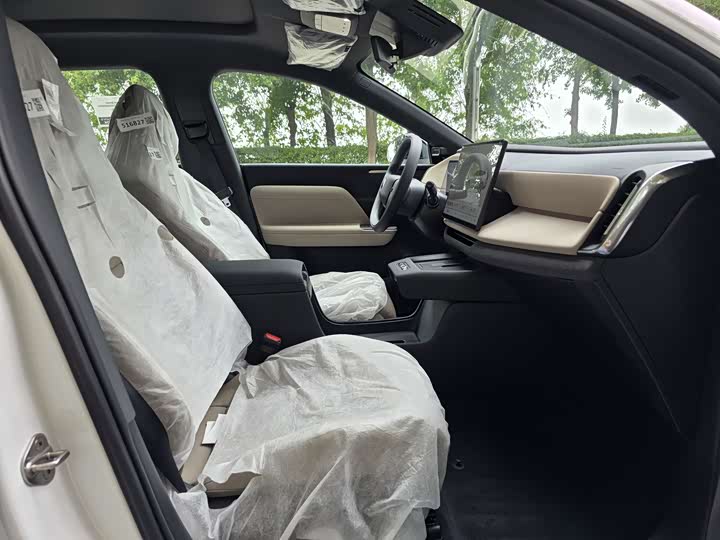 Volvo XC70 Hybrid, 2025 — фото 7 из 9