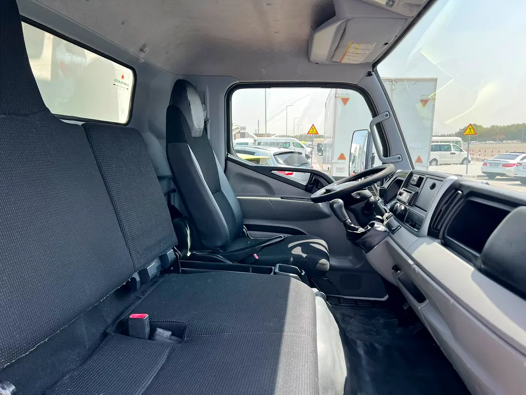 Mitsubishi Canter, 2022 — фото 8 из 10
