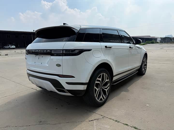Land Rover Range Rover Evoque L Hybrid, 2022 — фото 9 из 9