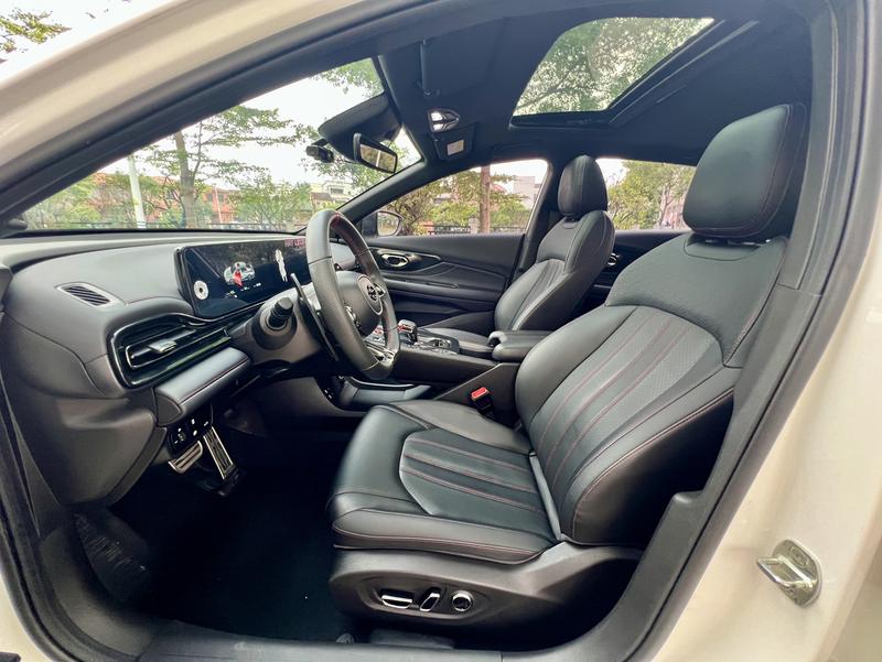 GAC Trumpchi Empow R, 2023 — фото 9 из 11