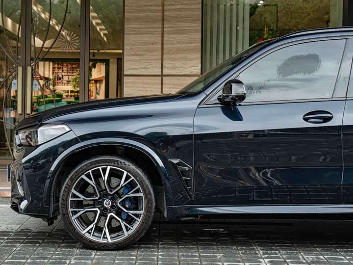 BMW X5 M, 2023 — фото 5 из 9