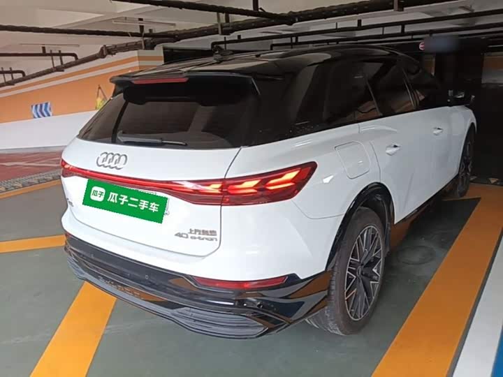 Audi Q5 e-tron, 2023 — фото 7 из 9