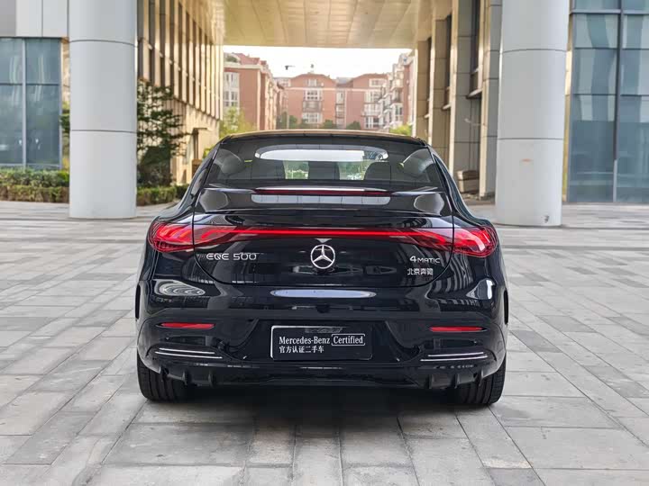Mercedes-Benz EQE, 2025 — фото 6 из 9