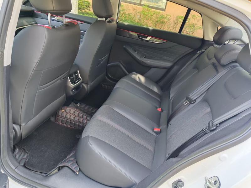 Dongfeng Aeolus Yixuan Max, 2021 — фото 8 из 10