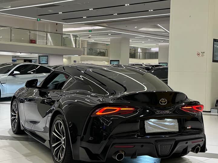 Toyota Supra, 2022 — фото 3 из 9