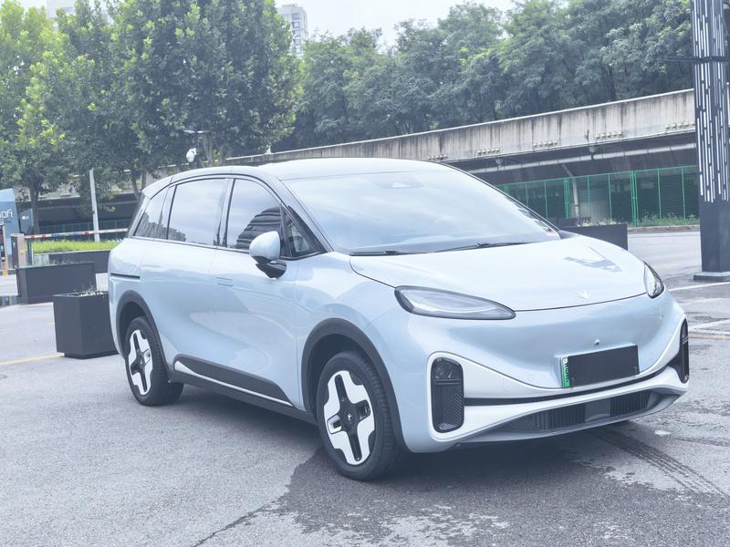 BAIC Arcfox Kaola, 2023 — фото 3 из 11
