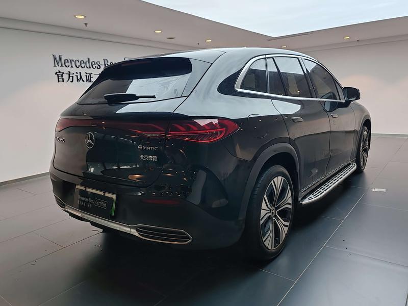 Mercedes-Benz EQE SUV, 2023 — фото 7 из 12