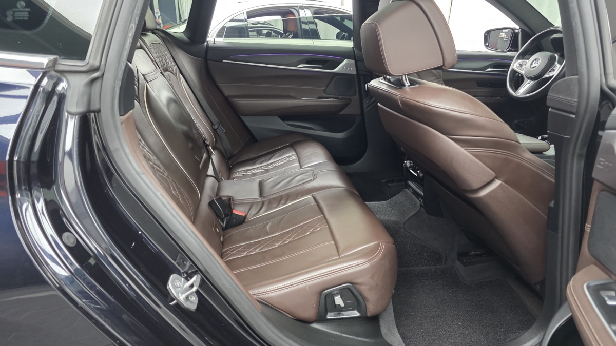 BMW Gran Turismo, 2021 — фото 10 из 12