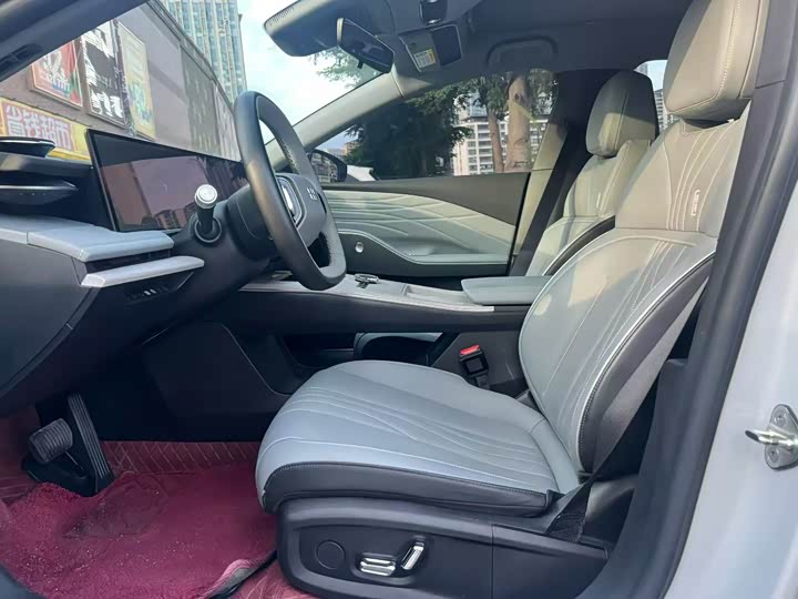 Geely Galaxy E8, 2024 — фото 6 из 9