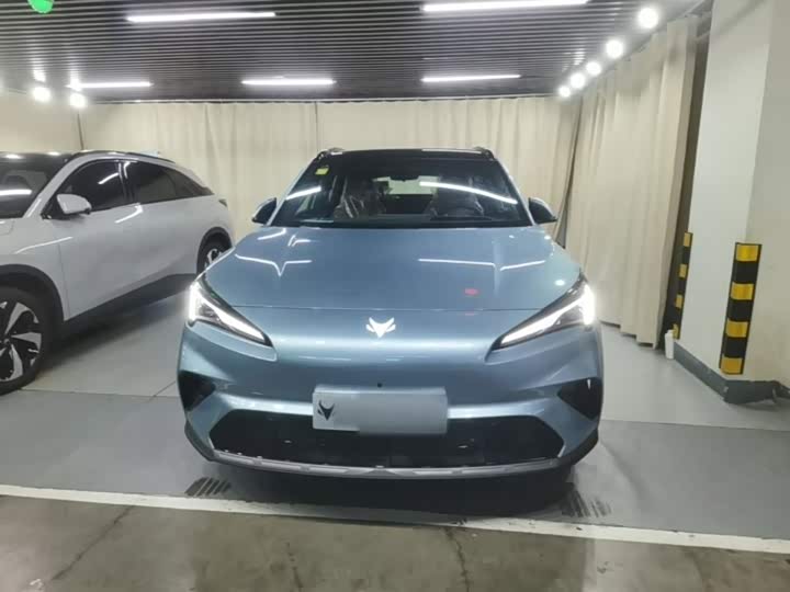 BAIC Arcfox Alpha T5, 2026 — фото 3 из 9