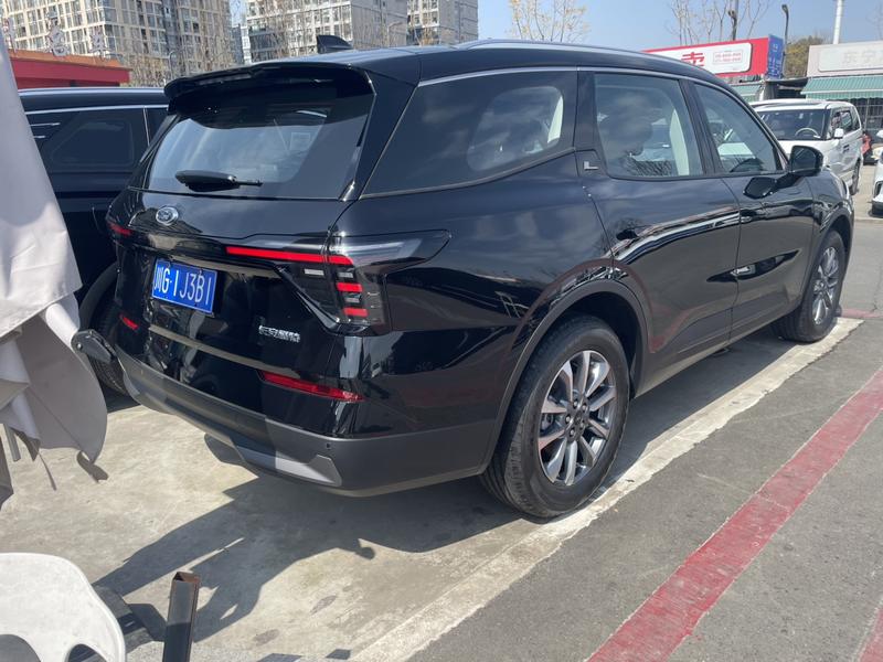 Ford Edge, 2025 — фото 5 из 9