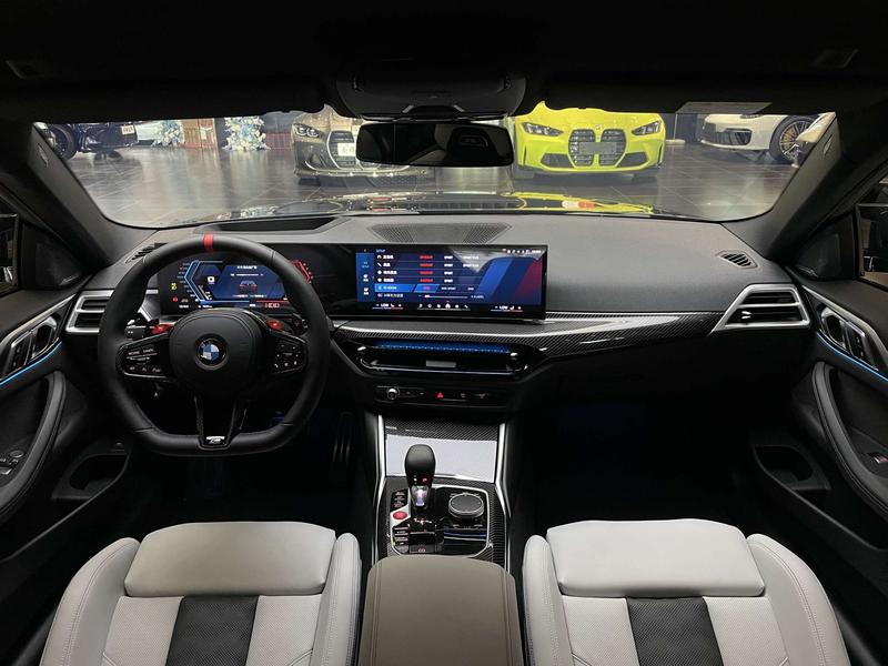 BMW M4, 2026 — фото 5 из 9