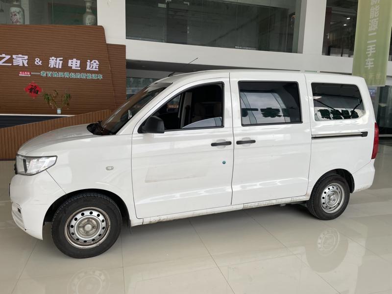 Wuling Hongguang V, 2023 — фото 4 из 12