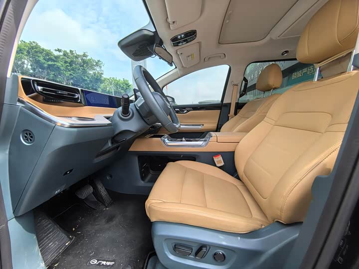 GAC Trumpchi E8, 2024 — фото 9 из 9