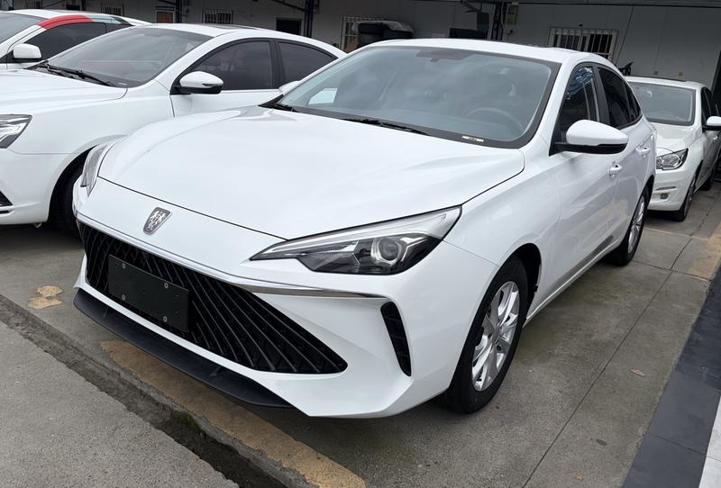 Roewe i5, 2024 — купить в Оренбурге под ключ