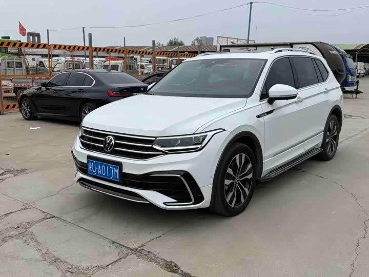 Volkswagen Tiguan L Pro, 2022 — купить в Саранске под ключ