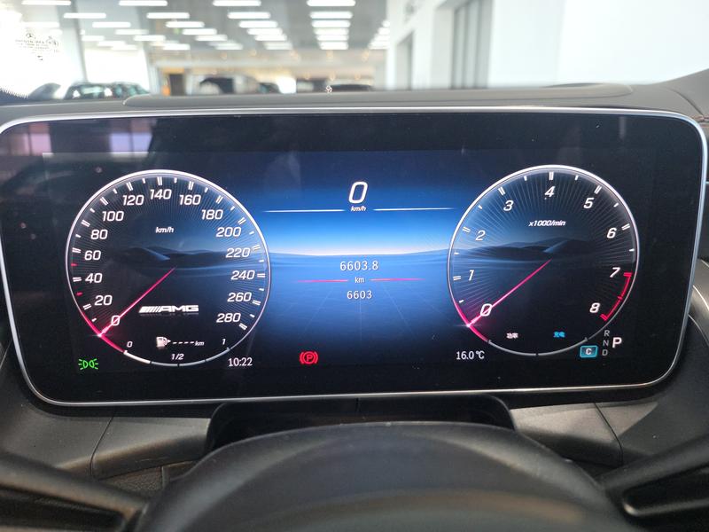 Mercedes-Benz GLC-Class AMG, 2025 — фото 5 из 7