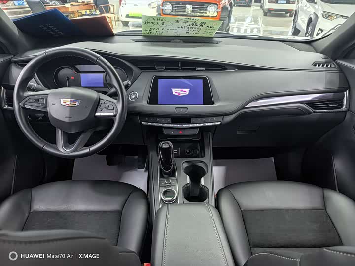 Cadillac XT4, 2023 — фото 6 из 9