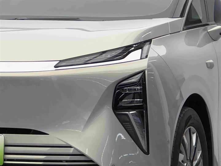 Buick OMPV, 2025 — фото 3 из 9