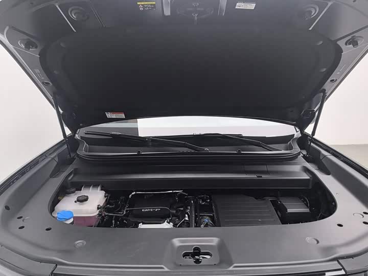 BYD FangChengBao Titanium 7 (Tai 7), 2026 — фото 6 из 9