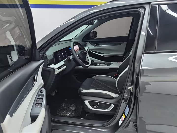 Changan CS75 Plus, 2023 — фото 9 из 9