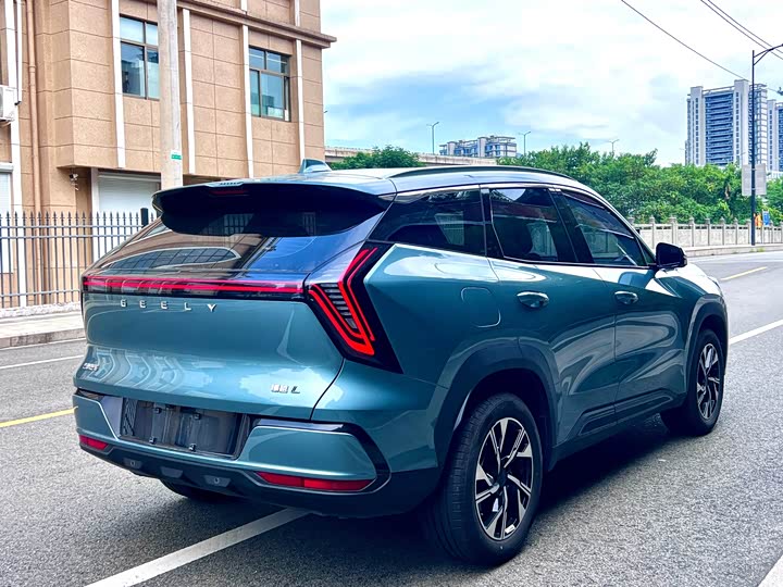 Geely Atlas L, 2025 — фото 6 из 9