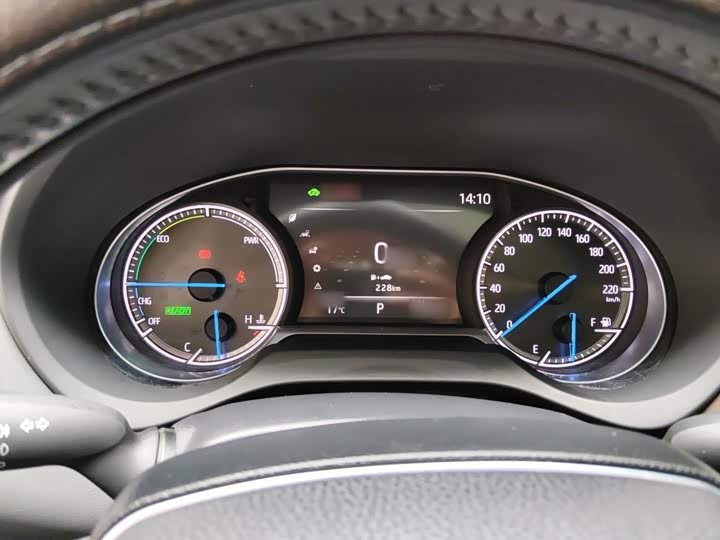 Toyota Harrier, 2022 — фото 4 из 9