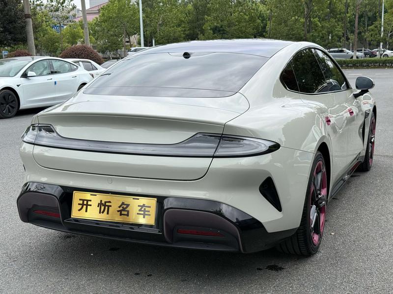Xiaomi SU7, 2024 — фото 4 из 8