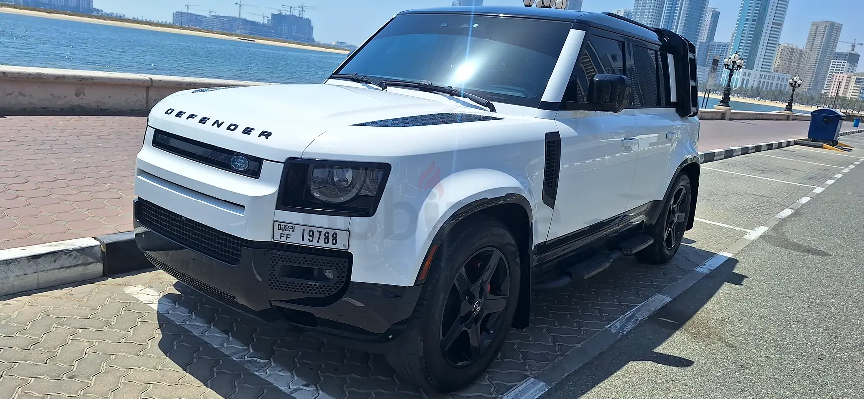 Land Rover Defender, 2024