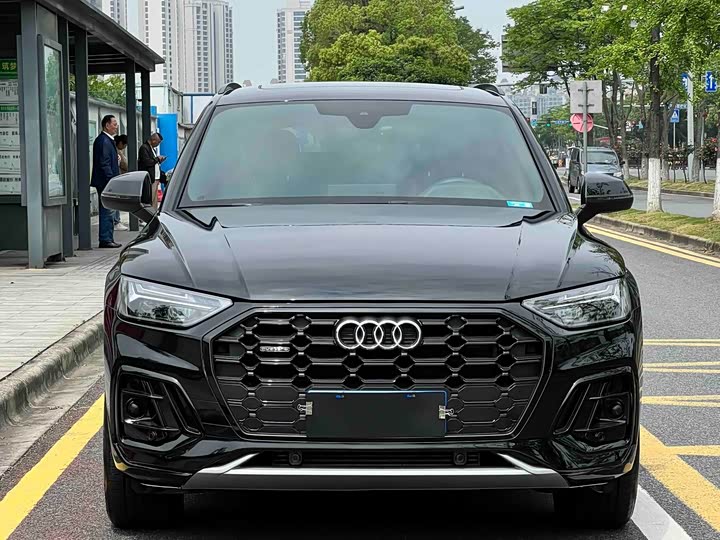 Audi Q5L, 2023 — фото 2 из 9