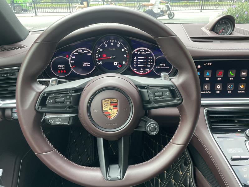 Porsche Panamera, 2022 — фото 10 из 12