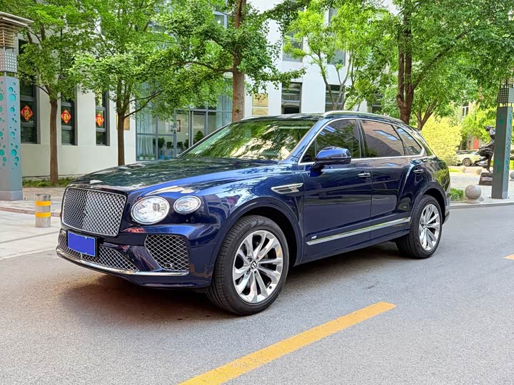 Bentley Bentayga, 2023 — купить в Чебоксарах под ключ