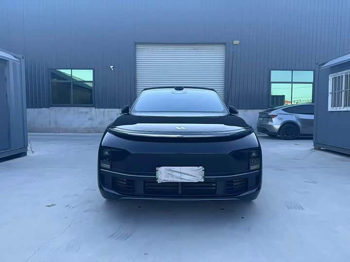 LiXiang L8, 2024 — купить в Тольятти под ключ