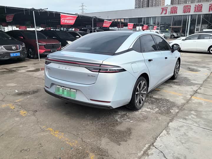 GAC Aion S Plus, 2022 — фото 7 из 9