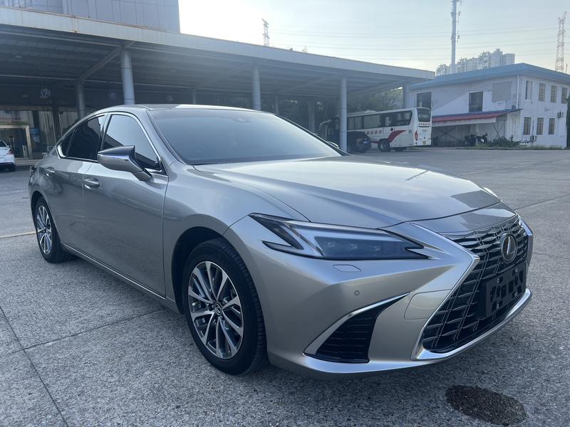 Lexus ES, 2024 — фото 3 из 11