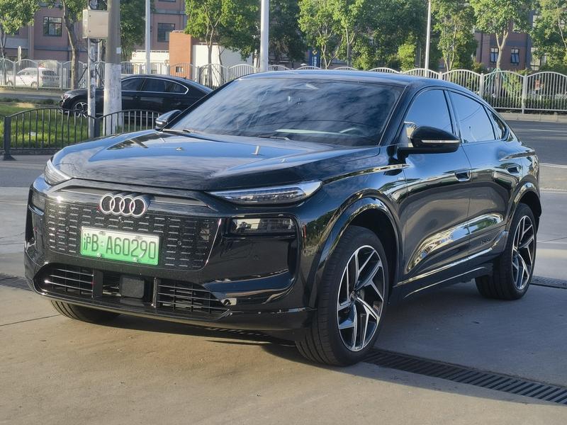 Audi Q6L e-tron Sportback, 2025 — купить в Самаре под ключ