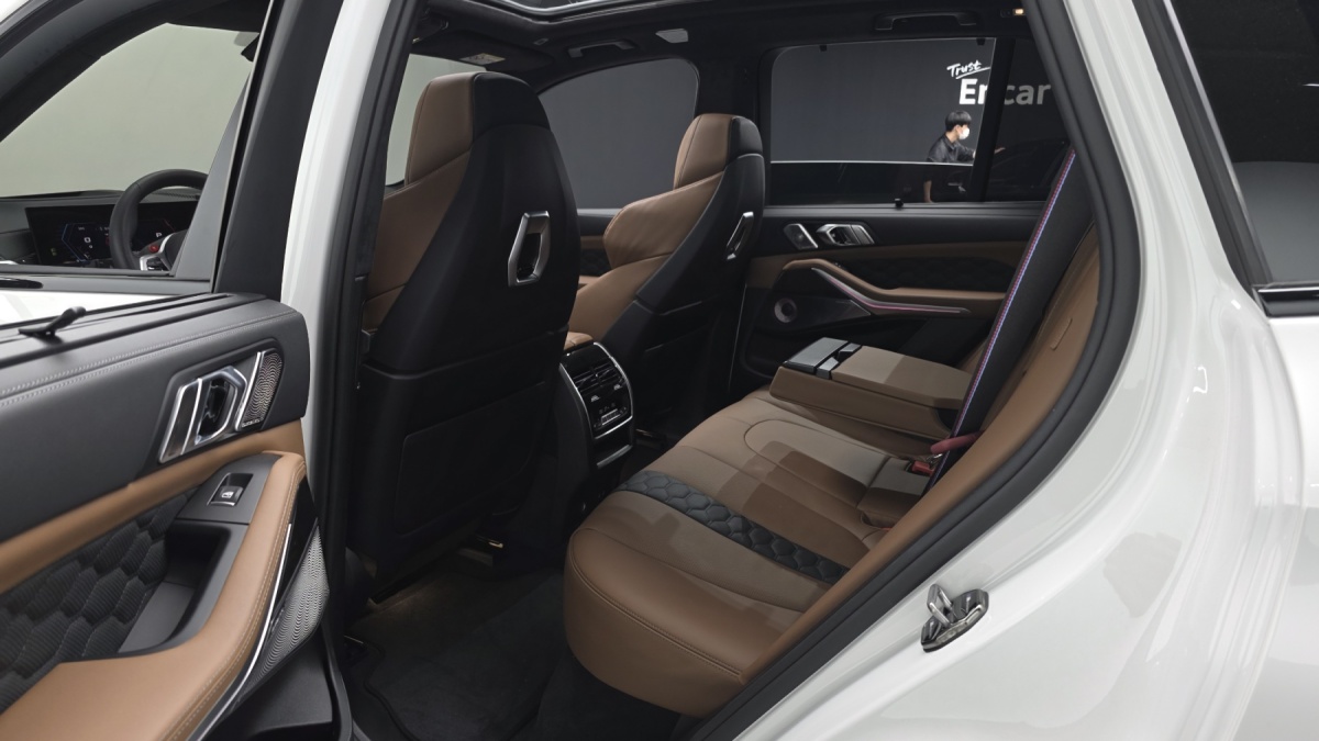 BMW X5 M, 2025 — фото 11 из 12