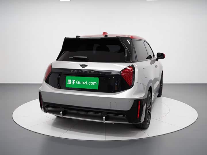Mini Cooper JCW, 2025 — фото 5 из 9