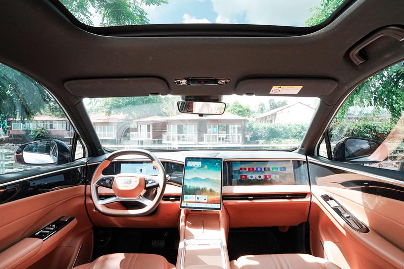 Geely Galaxy L7, 2024 — фото 7 из 12