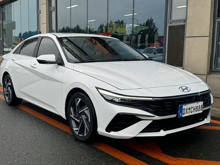 Hyundai Elantra N line, 2023 — фото 3 из 9